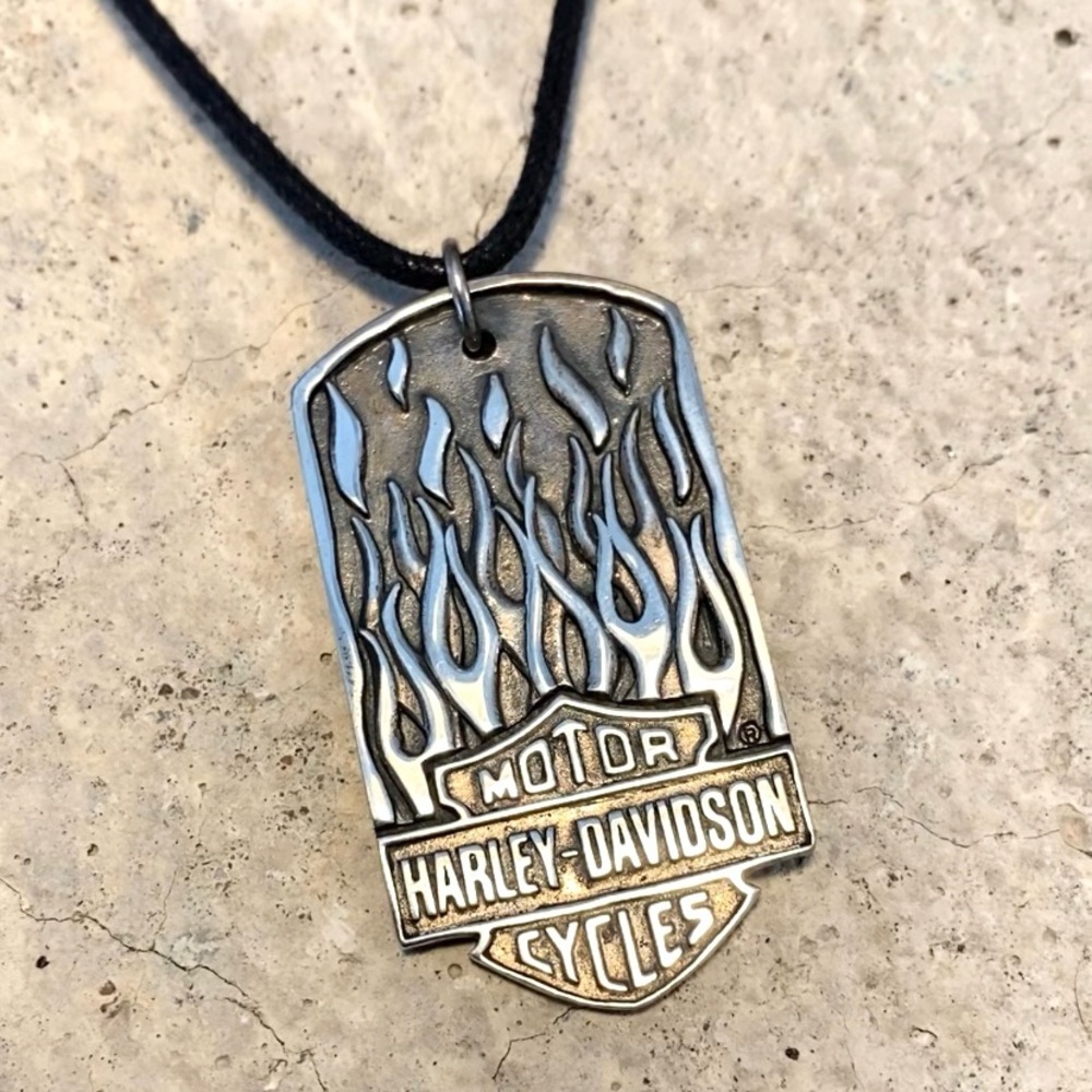 Harley-Davidson Silver Flame Dog Tag Pendant